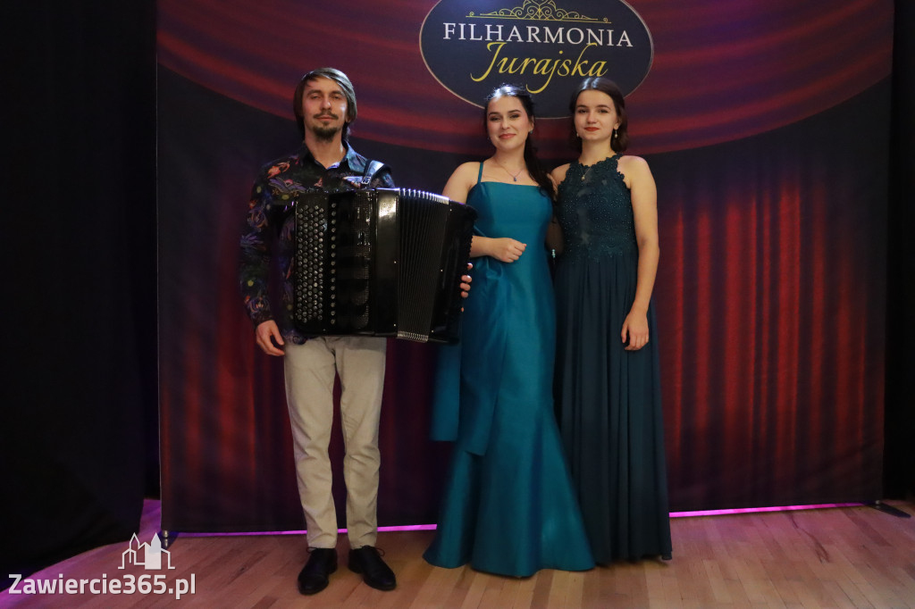 Fotorelacja: Od Etno do Opery – koncert Filharmonii Jurajskiej w Zawierciu!