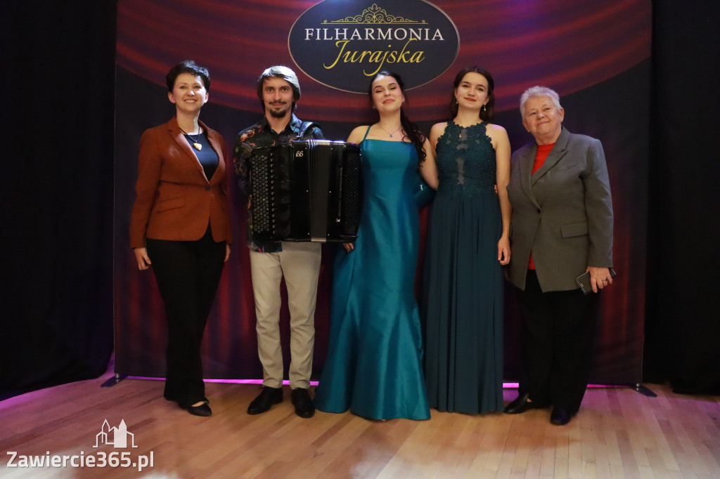 Fotorelacja: Od Etno do Opery – koncert Filharmonii Jurajskiej w Zawierciu!