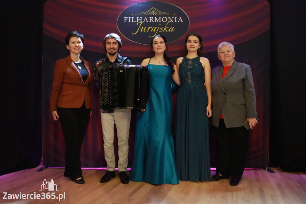 Fotorelacja: Od Etno do Opery – koncert Filharmonii Jurajskiej w Zawierciu!