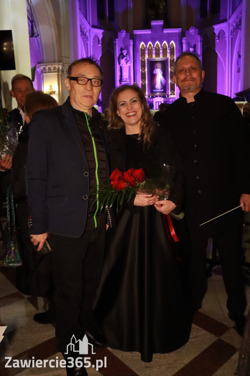 Fotorelacja IV: III Festiwal Wiesława Ochmana w Zawierciu - Koncert w Bazylice