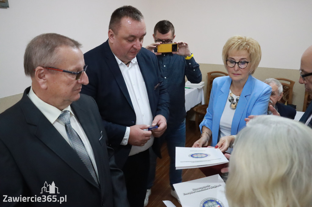 Fotorelacja I: 20-lecie zawierciańskiego Stowarzyszenia Emerytów i Rencistów Policyjnych