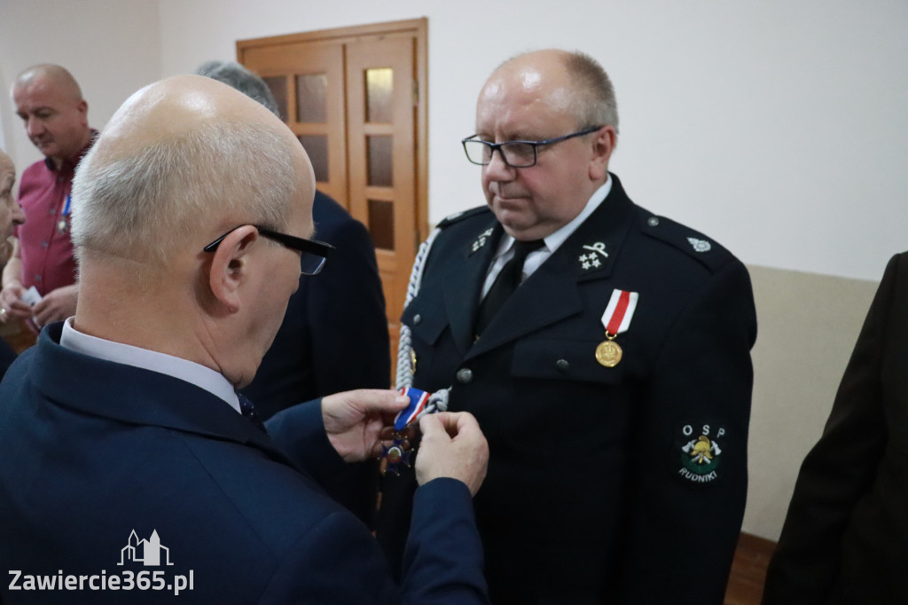 Fotorelacja I: 20-lecie zawierciańskiego Stowarzyszenia Emerytów i Rencistów Policyjnych
