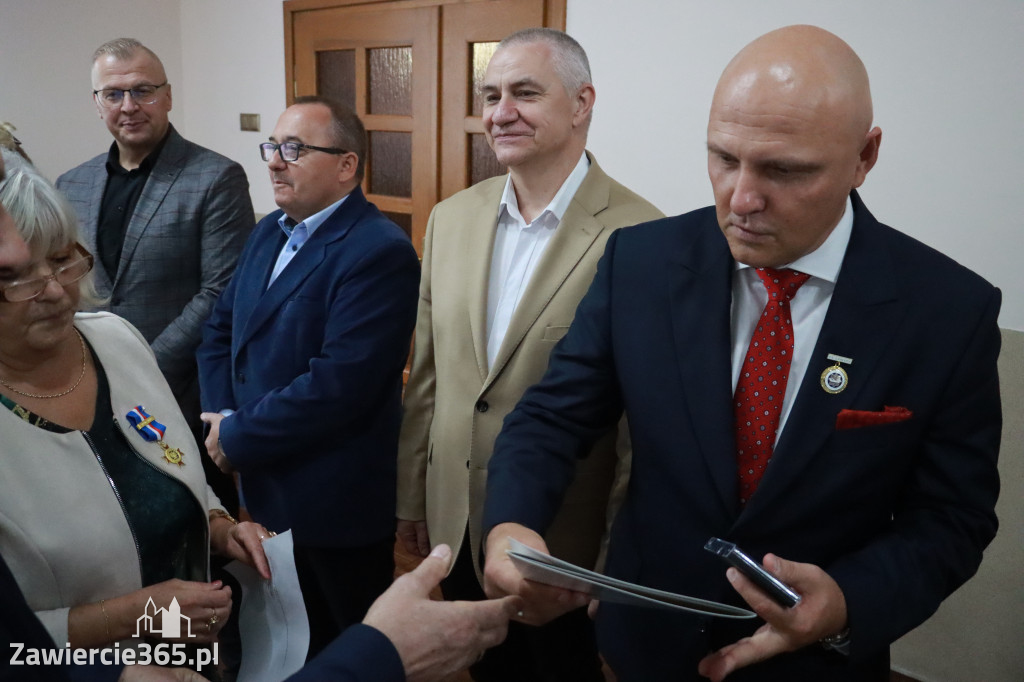 Fotorelacja I: 20-lecie zawierciańskiego Stowarzyszenia Emerytów i Rencistów Policyjnych