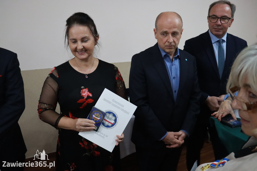 Fotorelacja I: 20-lecie zawierciańskiego Stowarzyszenia Emerytów i Rencistów Policyjnych