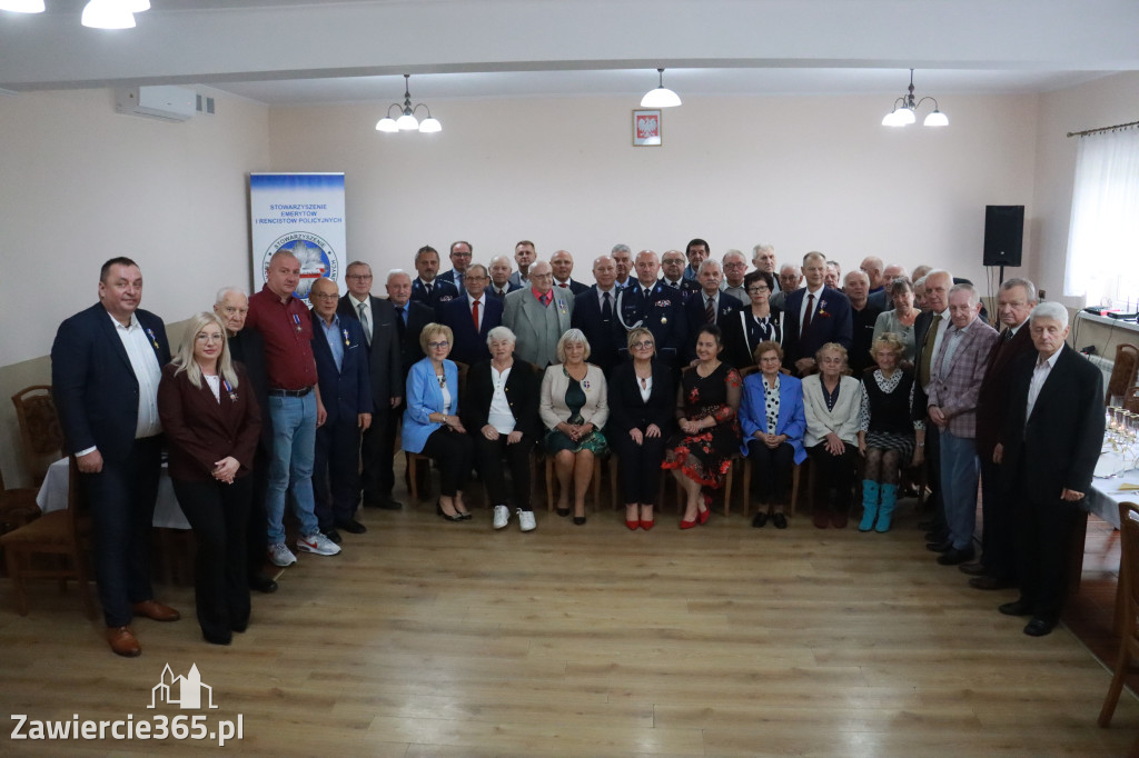Fotorelacja II: 20-lecie zawierciańskiego Stowarzyszenia Emerytów i Rencistów Policyjnych
