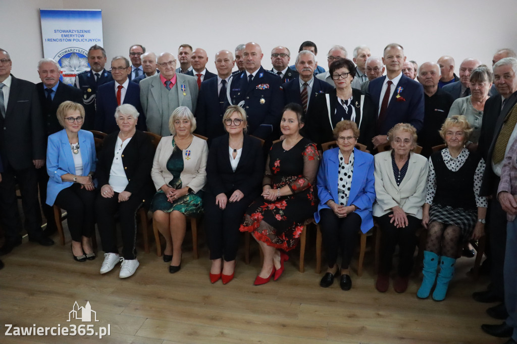Fotorelacja II: 20-lecie zawierciańskiego Stowarzyszenia Emerytów i Rencistów Policyjnych