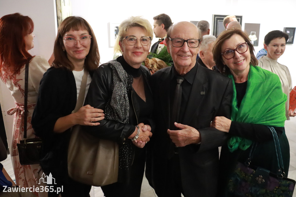 Fotorelacja: Wernisaż „I każdy może to zobaczyć - OD FIGURACJI DO ABSTRAKCJI” w MOK Zawiercie