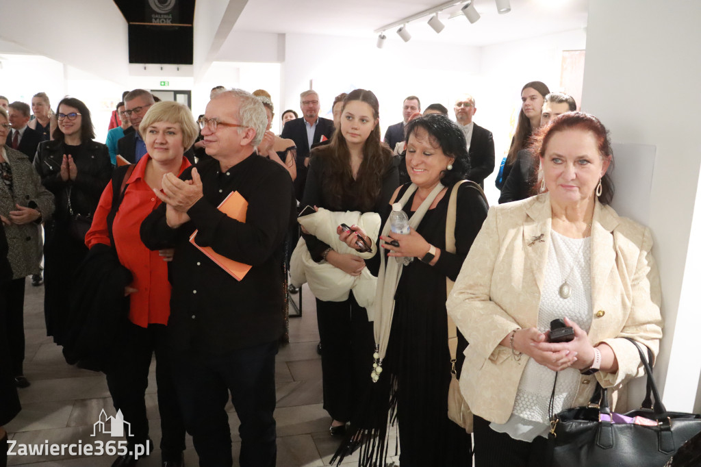 Fotorelacja: Wernisaż „I każdy może to zobaczyć - OD FIGURACJI DO ABSTRAKCJI” w MOK Zawiercie