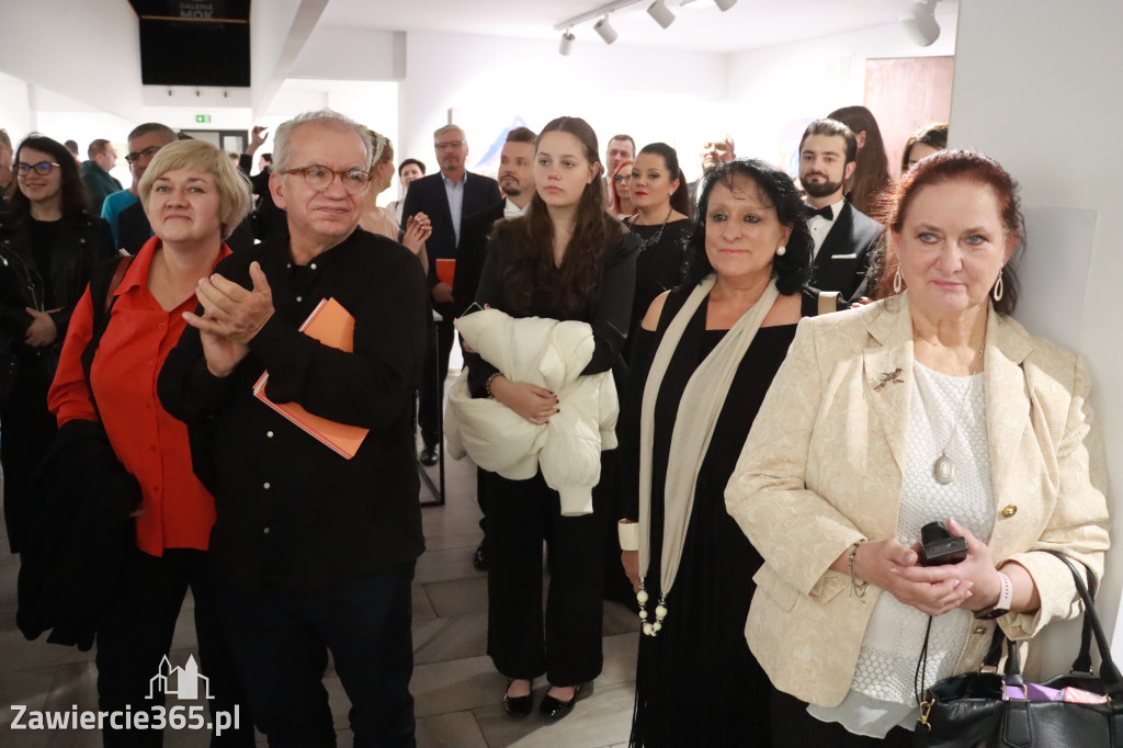 Fotorelacja: Wernisaż „I każdy może to zobaczyć - OD FIGURACJI DO ABSTRAKCJI” w MOK Zawiercie