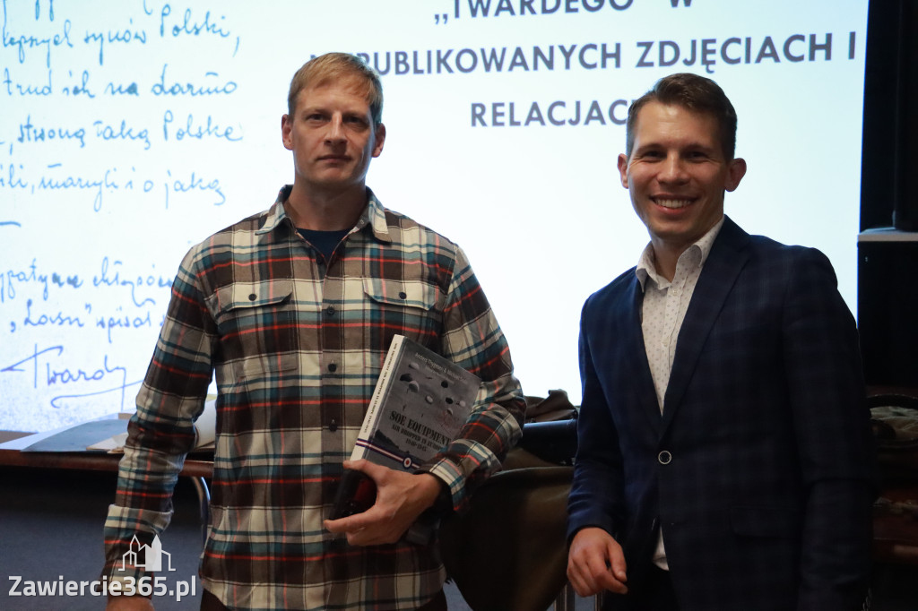 Fotorelacja: ODDZIAŁ GL , PPS , AK TWARDEGO - wykład w MOK Zawiercie