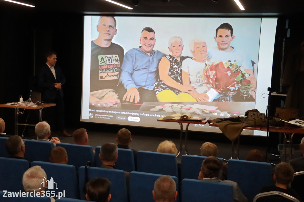 Fotorelacja: ODDZIAŁ GL , PPS , AK TWARDEGO - wykład w MOK Zawiercie