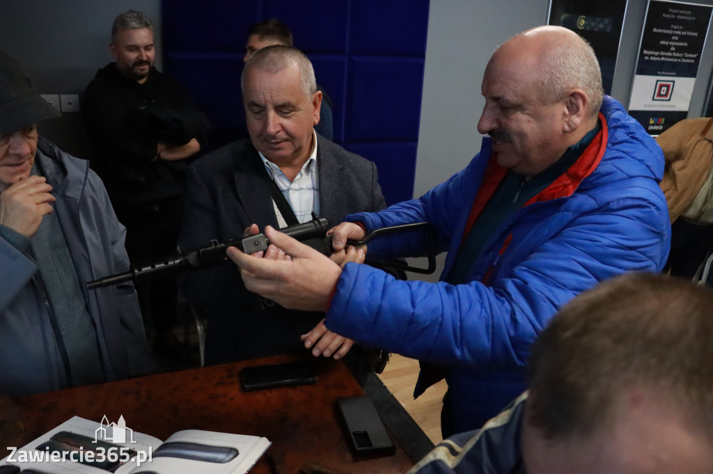 Fotorelacja: ODDZIAŁ GL , PPS , AK TWARDEGO - wykład w MOK Zawiercie