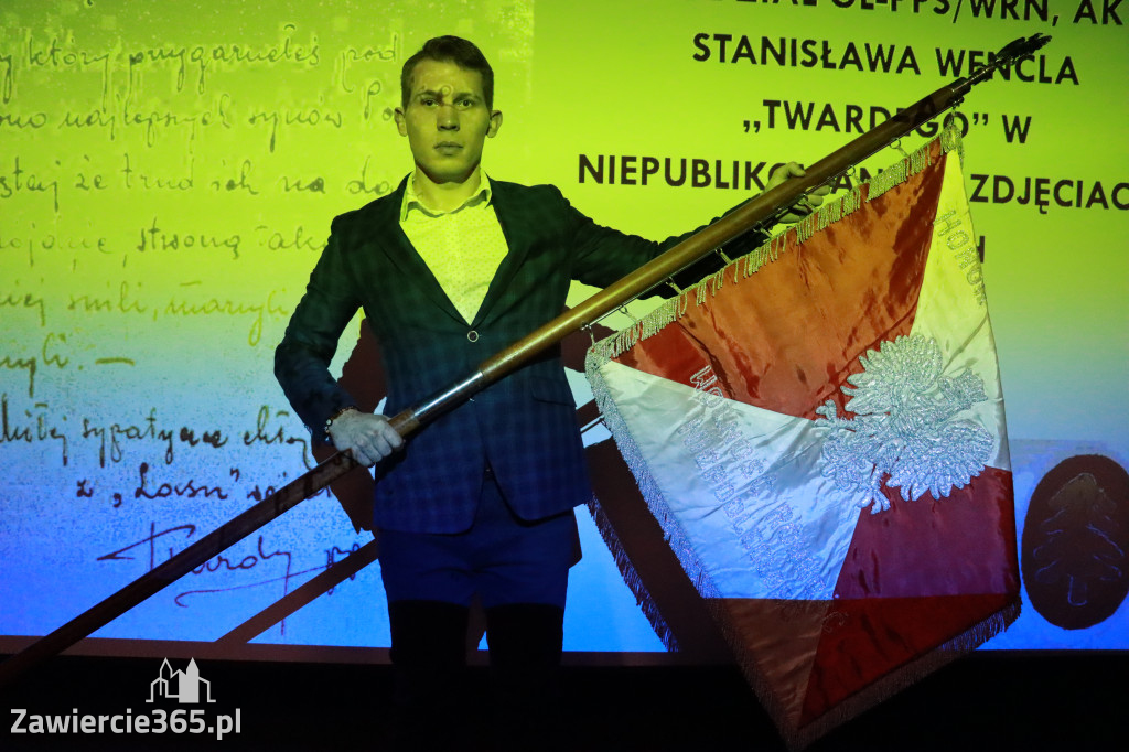 Fotorelacja: ODDZIAŁ GL , PPS , AK TWARDEGO - wykład w MOK Zawiercie