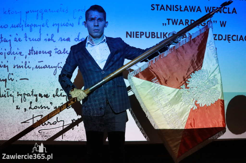 Fotorelacja: ODDZIAŁ GL , PPS , AK TWARDEGO - wykład w MOK Zawiercie