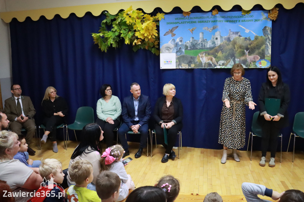 Fotorelacja: WERNISAŻ KONKURSU PLASTYCZNO-PRZYRODNICZEGO - Przedszkole nr 1 w Zawierciu