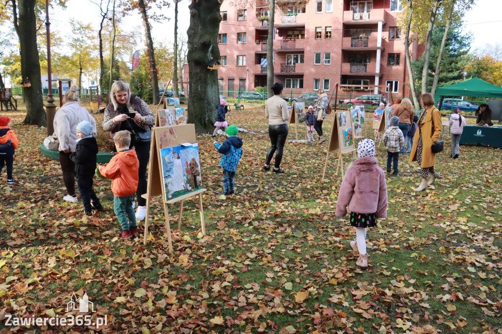Fotorelacja: WERNISAŻ KONKURSU PLASTYCZNO-PRZYRODNICZEGO - Przedszkole nr 1 w Zawierciu