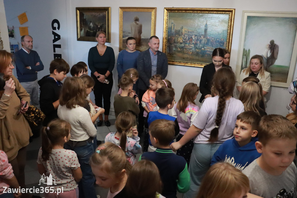 Fotorelacja: Otwarcie wystawy prac uczniów SP4 w MOK Zawiercie