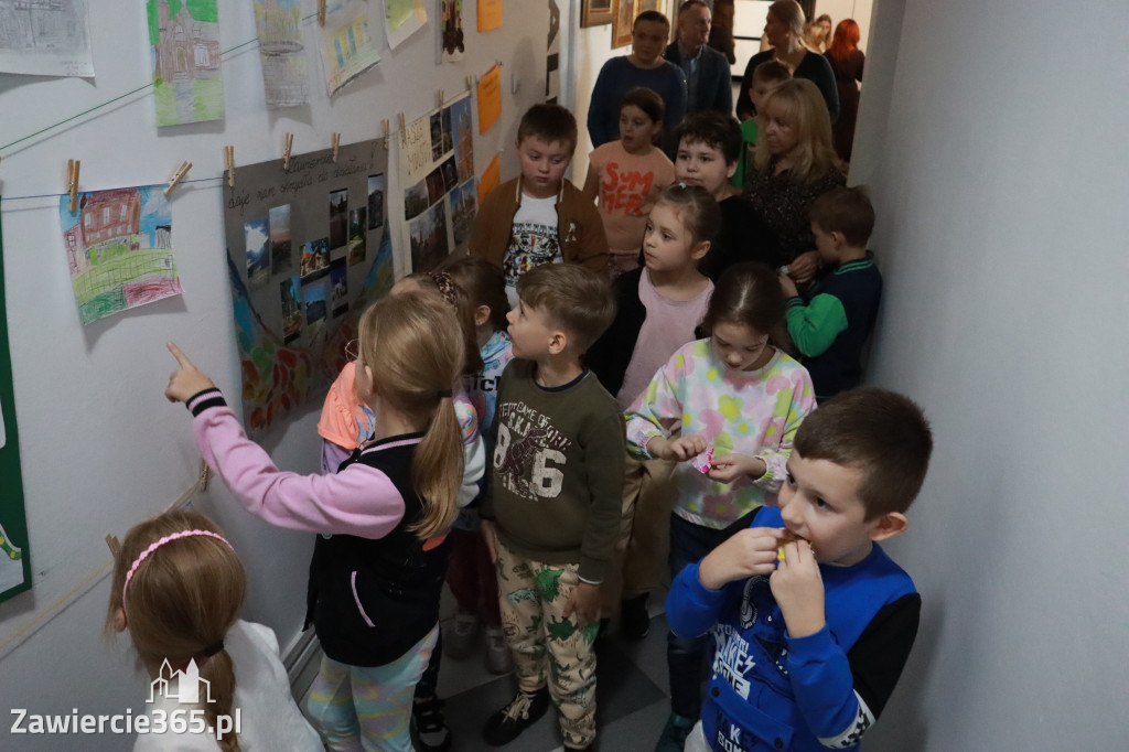 Fotorelacja: Otwarcie wystawy prac uczniów SP4 w MOK Zawiercie