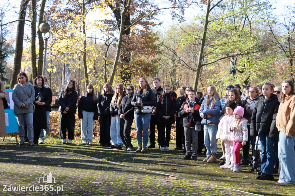 Fotorelacja: Spacer Pamięci - Zawiercie 2025