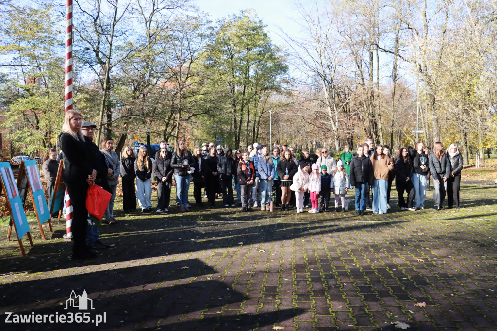 Fotorelacja: Spacer Pamięci - Zawiercie 2025