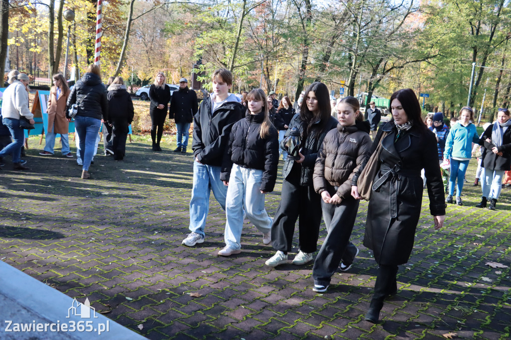 Fotorelacja: Spacer Pamięci - Zawiercie 2025