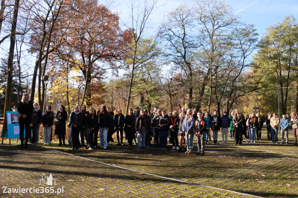 Fotorelacja: Spacer Pamięci - Zawiercie 2025