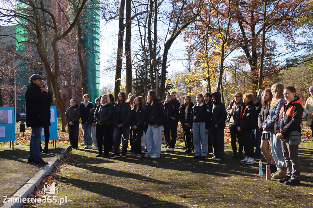 Fotorelacja: Spacer Pamięci - Zawiercie 2025