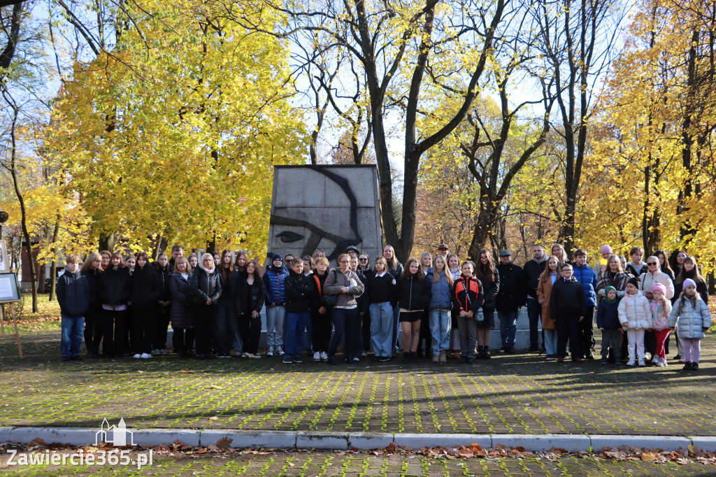 Fotorelacja: Spacer Pamięci - Zawiercie 2025