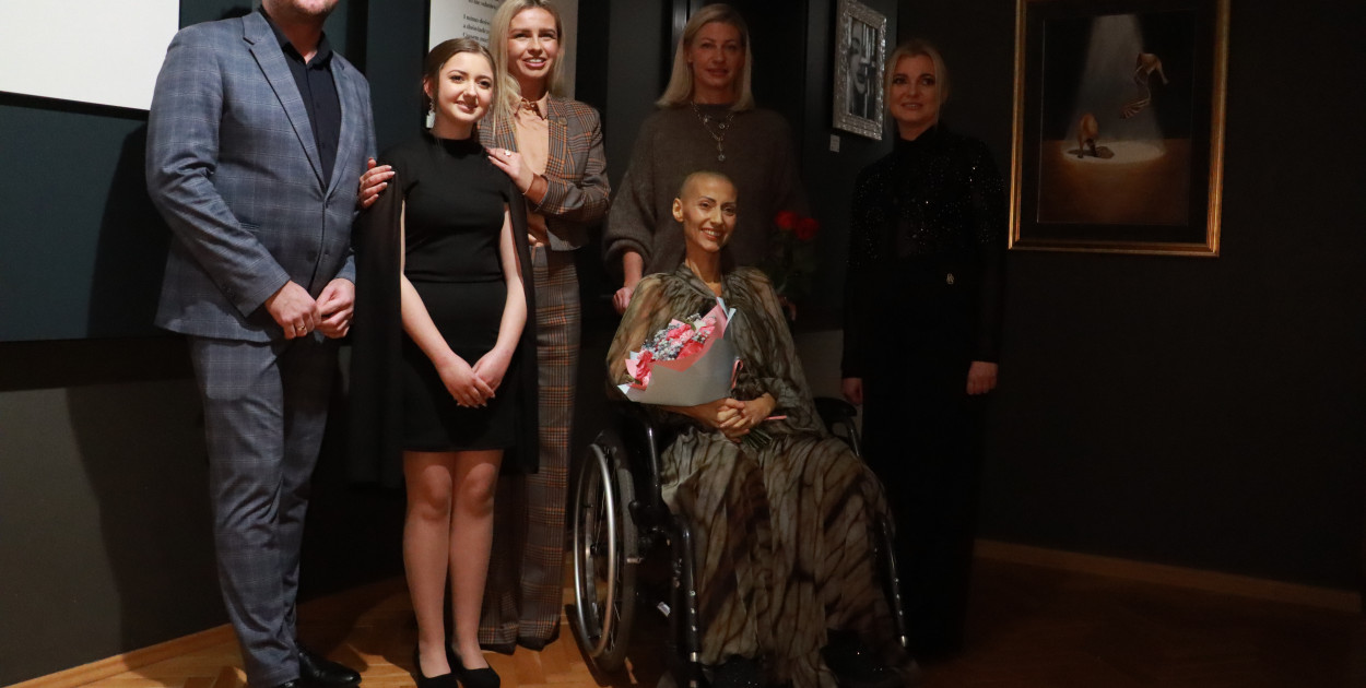 Fotorelacja: Wernisaż TRZY SERCA JEDEN ŚWIAT w MOK Zawiercie