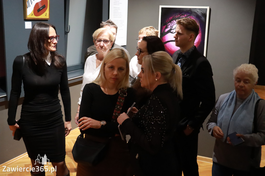 Fotorelacja: Wernisaż TRZY SERCA JEDEN ŚWIAT w MOK Zawiercie