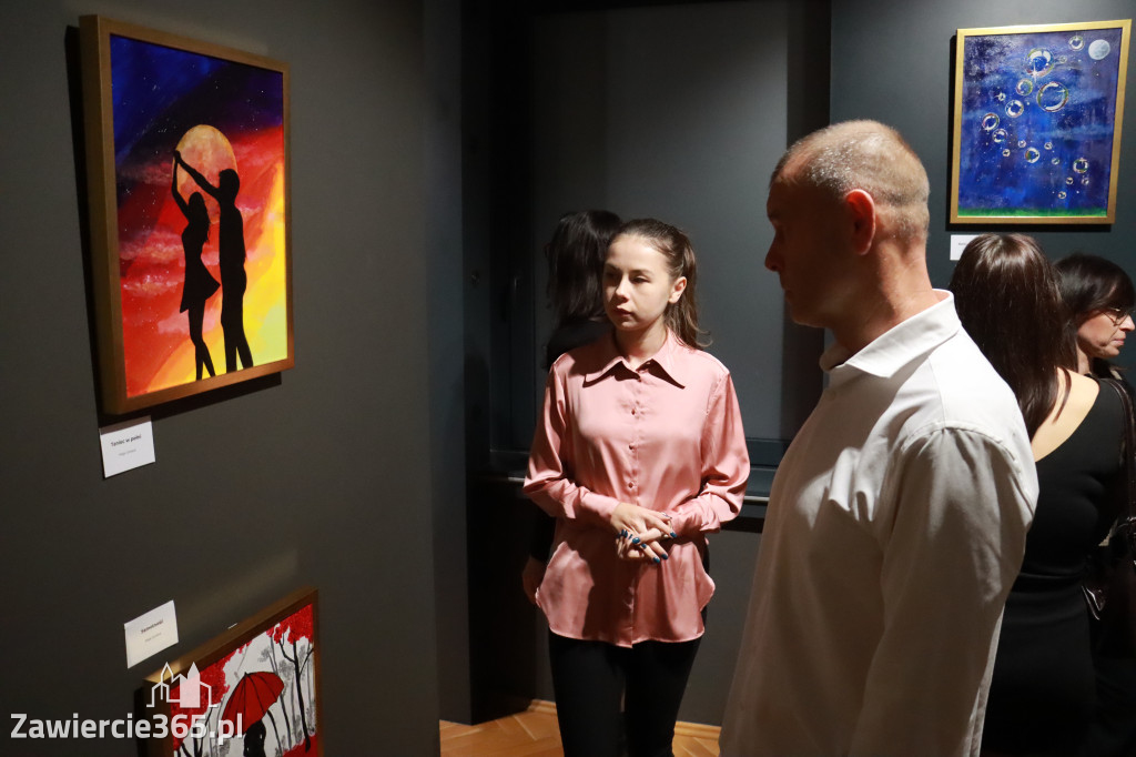 Fotorelacja: Wernisaż TRZY SERCA JEDEN ŚWIAT w MOK Zawiercie