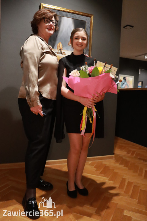 Fotorelacja: Wernisaż TRZY SERCA JEDEN ŚWIAT w MOK Zawiercie