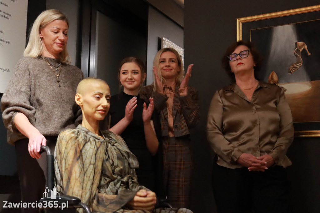 Fotorelacja: Wernisaż TRZY SERCA JEDEN ŚWIAT w MOK Zawiercie