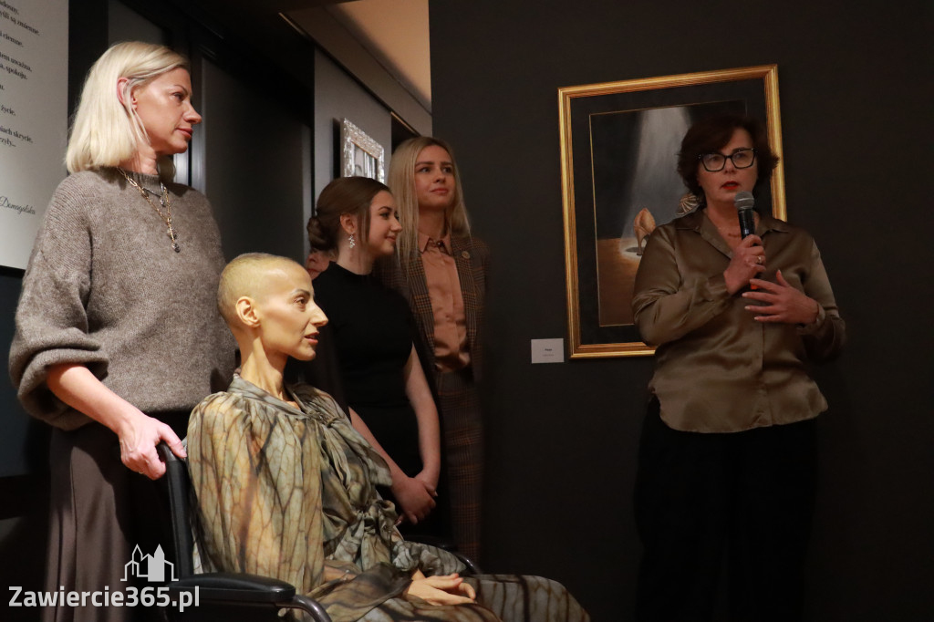 Fotorelacja: Wernisaż TRZY SERCA JEDEN ŚWIAT w MOK Zawiercie