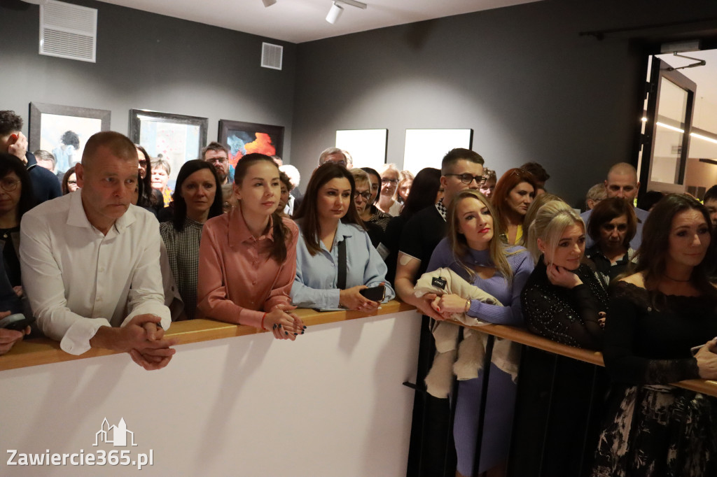 Fotorelacja: Wernisaż TRZY SERCA JEDEN ŚWIAT w MOK Zawiercie