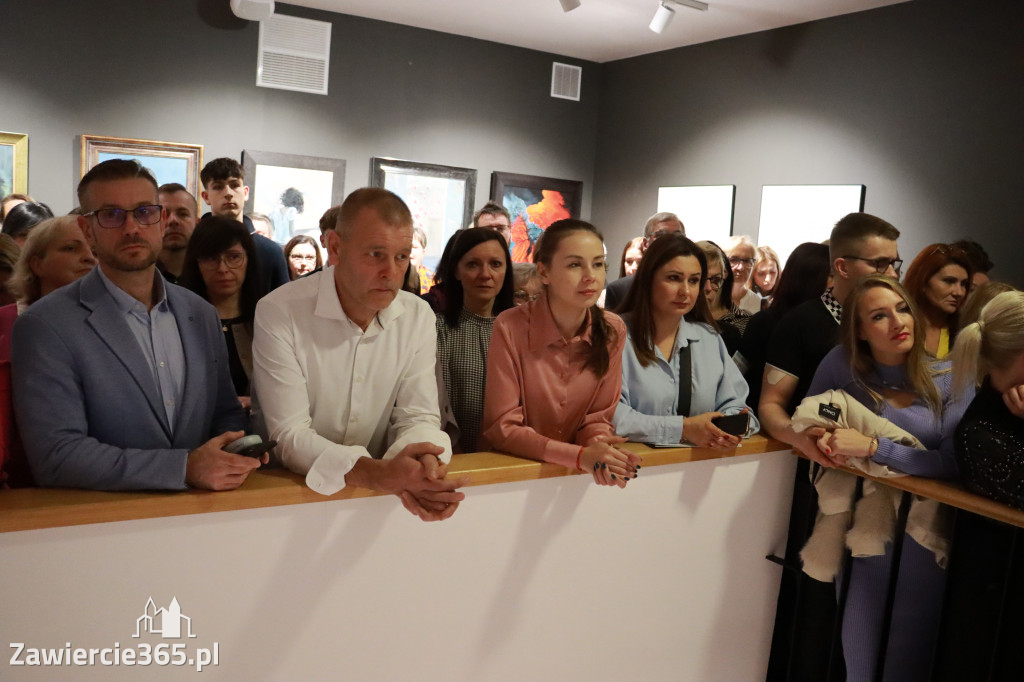 Fotorelacja: Wernisaż TRZY SERCA JEDEN ŚWIAT w MOK Zawiercie