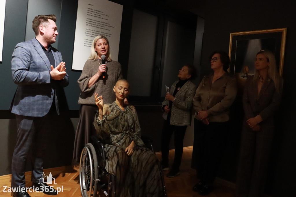 Fotorelacja: Wernisaż TRZY SERCA JEDEN ŚWIAT w MOK Zawiercie