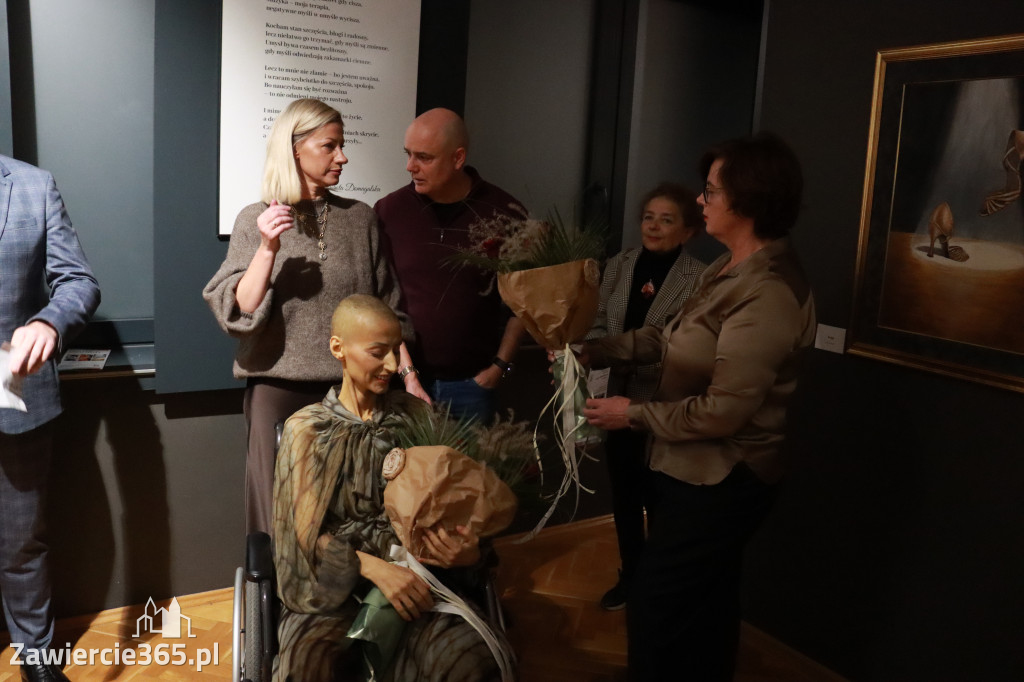 Fotorelacja: Wernisaż TRZY SERCA JEDEN ŚWIAT w MOK Zawiercie