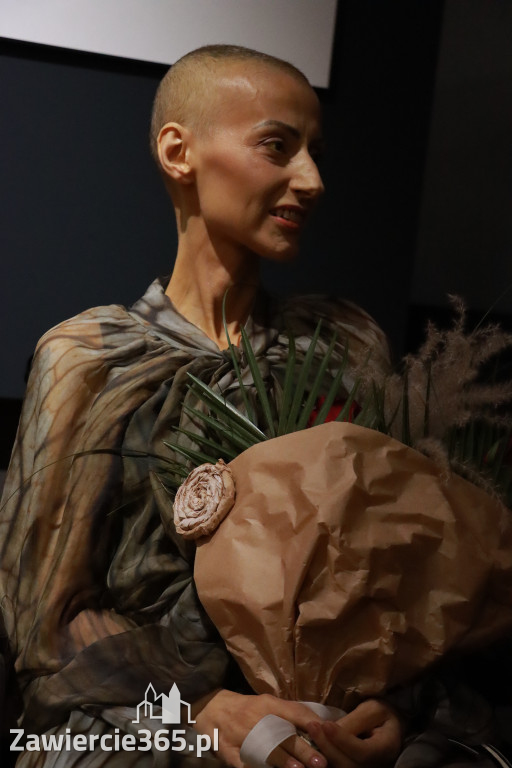 Fotorelacja: Wernisaż TRZY SERCA JEDEN ŚWIAT w MOK Zawiercie