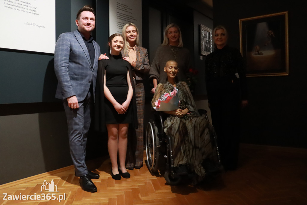 Fotorelacja: Wernisaż TRZY SERCA JEDEN ŚWIAT w MOK Zawiercie