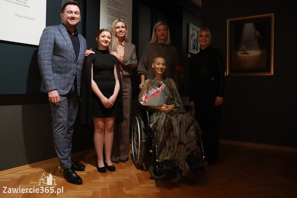 Fotorelacja: Wernisaż TRZY SERCA JEDEN ŚWIAT w MOK Zawiercie