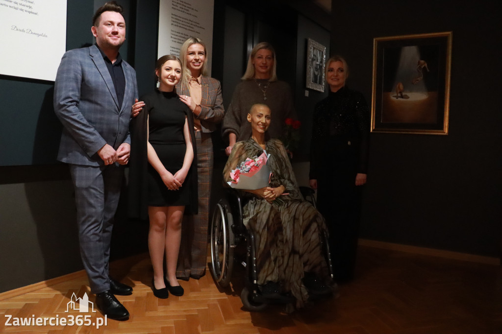 Fotorelacja: Wernisaż TRZY SERCA JEDEN ŚWIAT w MOK Zawiercie