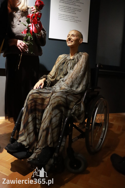 Fotorelacja: Wernisaż TRZY SERCA JEDEN ŚWIAT w MOK Zawiercie