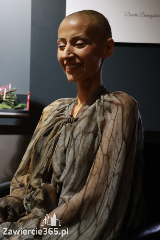 Fotorelacja: Wernisaż TRZY SERCA JEDEN ŚWIAT w MOK Zawiercie