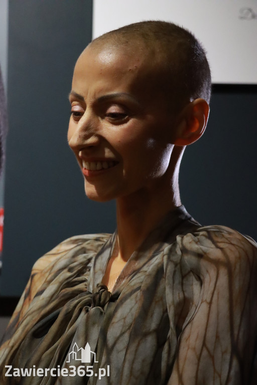 Fotorelacja: Wernisaż TRZY SERCA JEDEN ŚWIAT w MOK Zawiercie