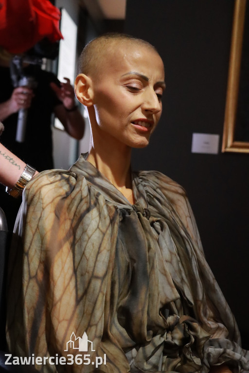 Fotorelacja: Wernisaż TRZY SERCA JEDEN ŚWIAT w MOK Zawiercie