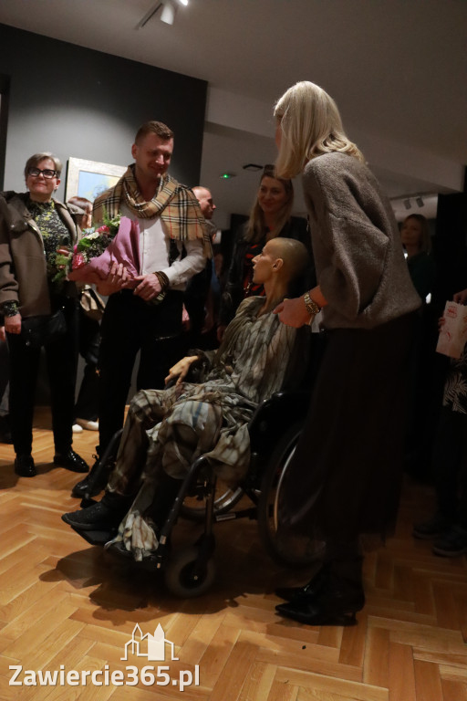 Fotorelacja: Wernisaż TRZY SERCA JEDEN ŚWIAT w MOK Zawiercie