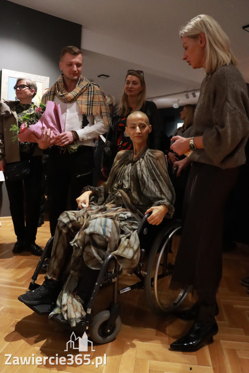 Fotorelacja: Wernisaż TRZY SERCA JEDEN ŚWIAT w MOK Zawiercie