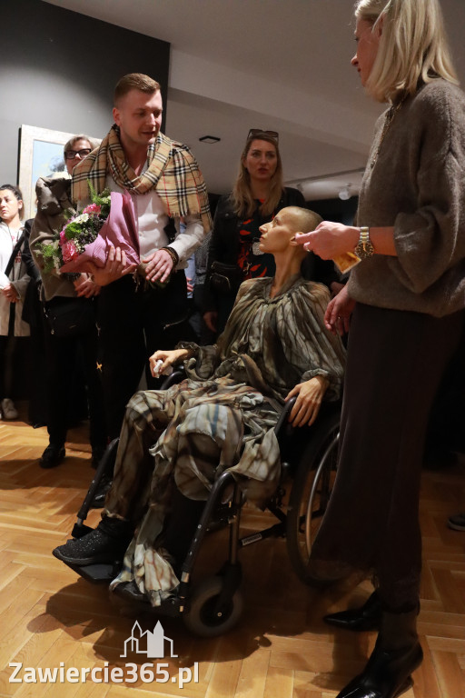 Fotorelacja: Wernisaż TRZY SERCA JEDEN ŚWIAT w MOK Zawiercie