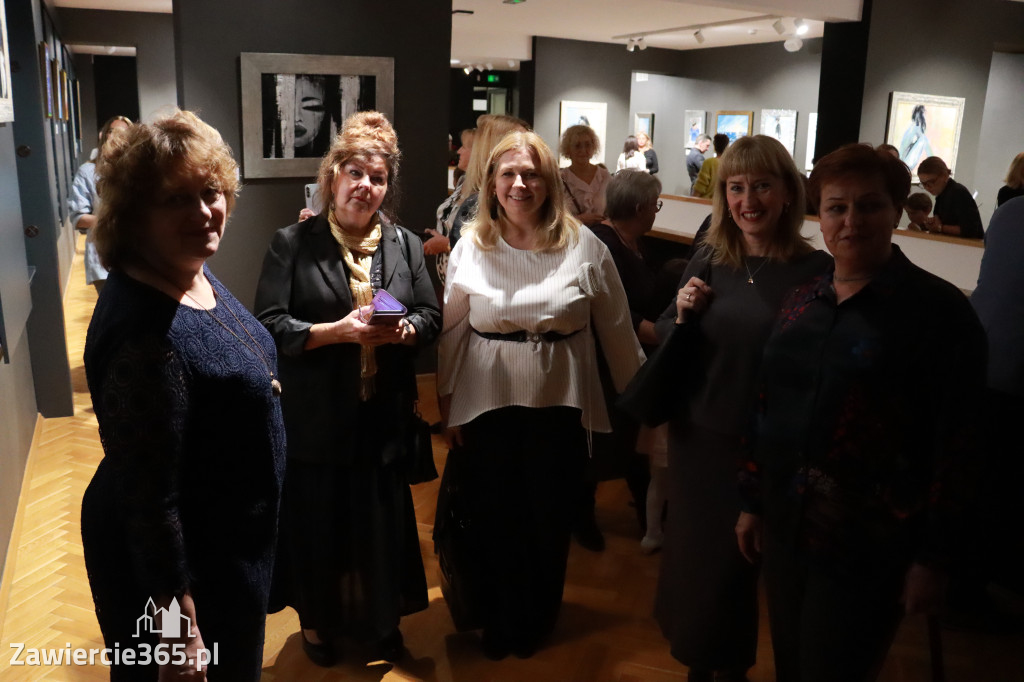 Fotorelacja: Wernisaż TRZY SERCA JEDEN ŚWIAT w MOK Zawiercie